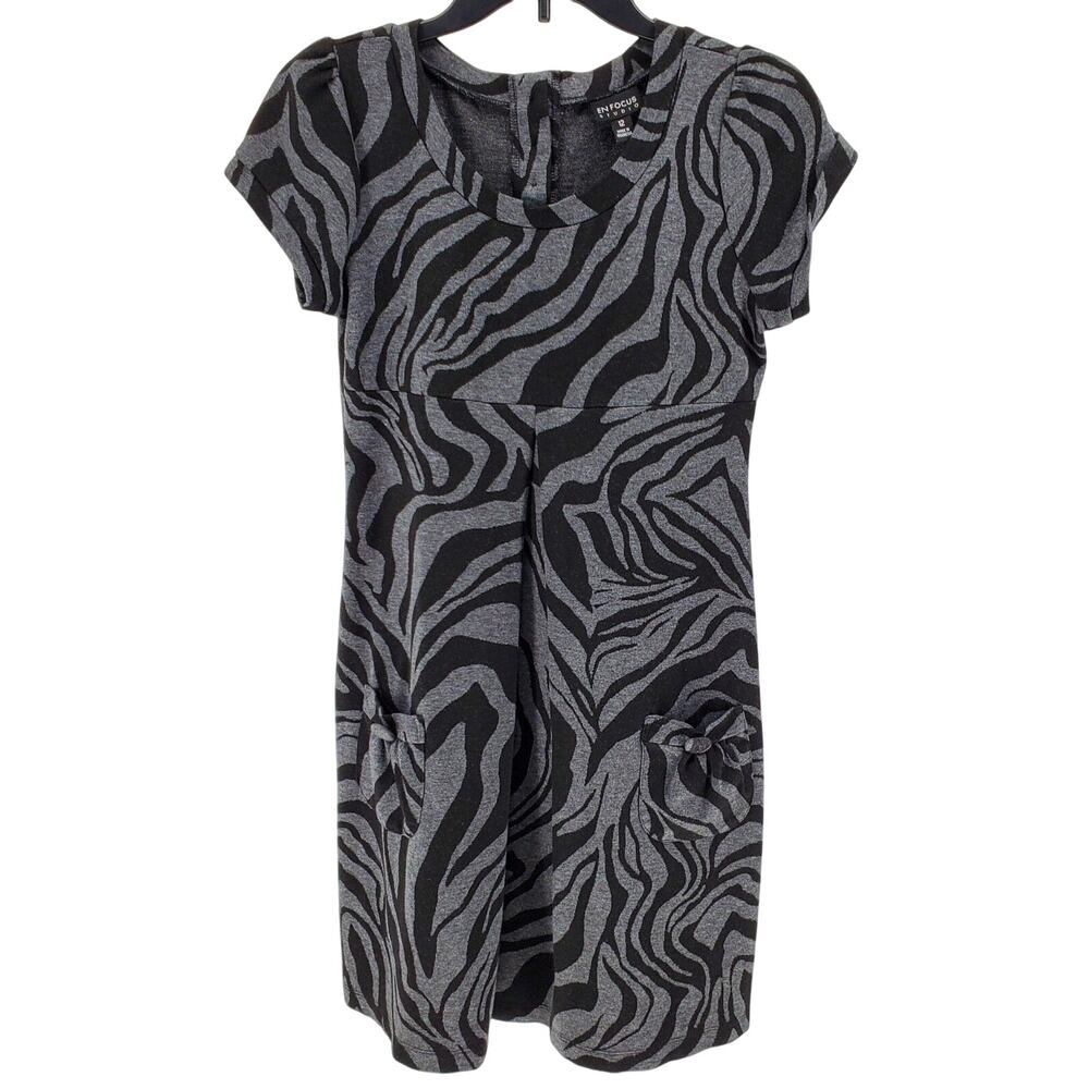 En Focus Size 12 Black Gray Zebra Stripe Cap Sleeve Scoop Neck Shift Dress‎